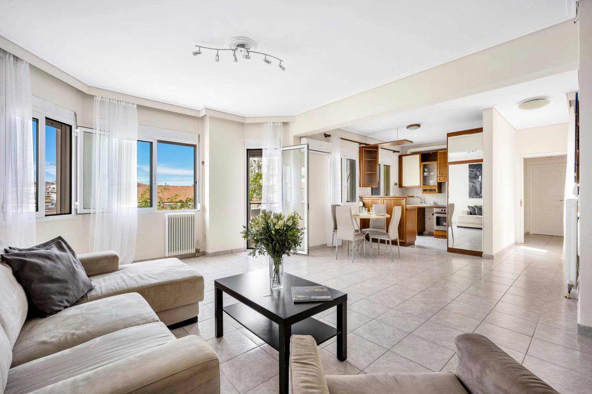Fabulous Central Apartment Close To The Sea! Chalkida Exterior photo