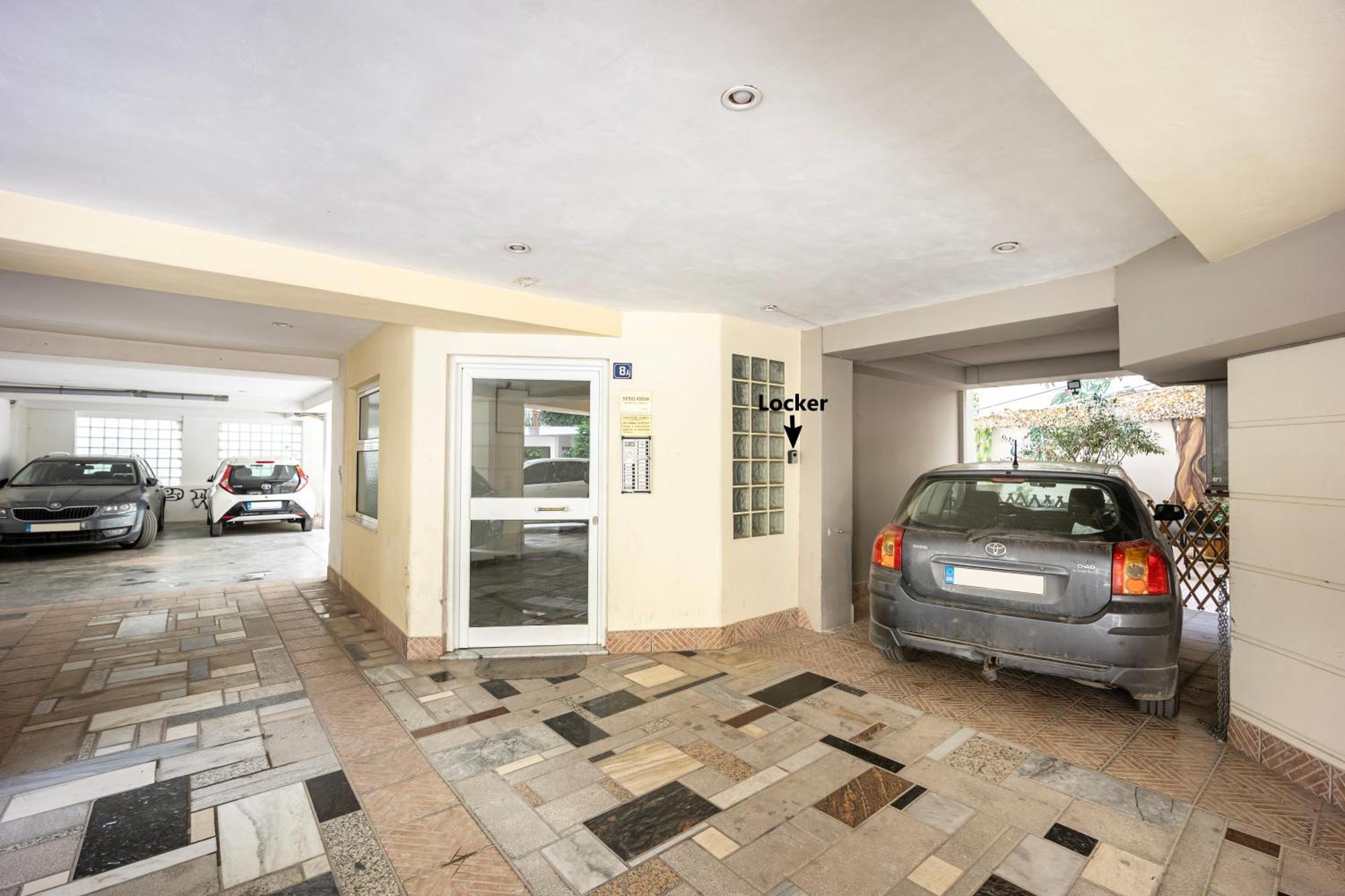 Fabulous Central Apartment Close To The Sea! Chalkida Exterior photo